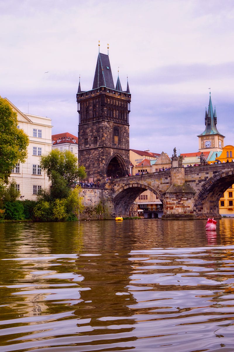 Visiter Prague - La tour du pont de la vieille ville