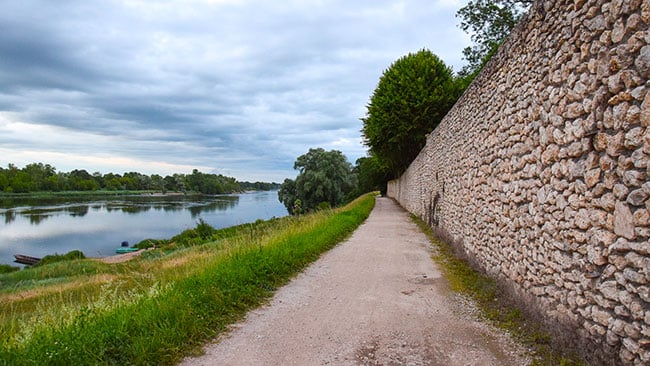 Le chemin de halage le long de la Loire dans le Loir-et-Cher