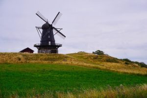 photographie d'un moulin pendant notre road trip en Suède