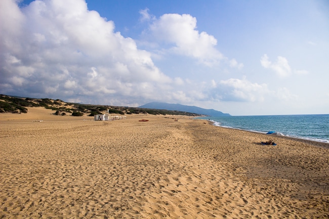 La plage de las piscinas en Sardaigne