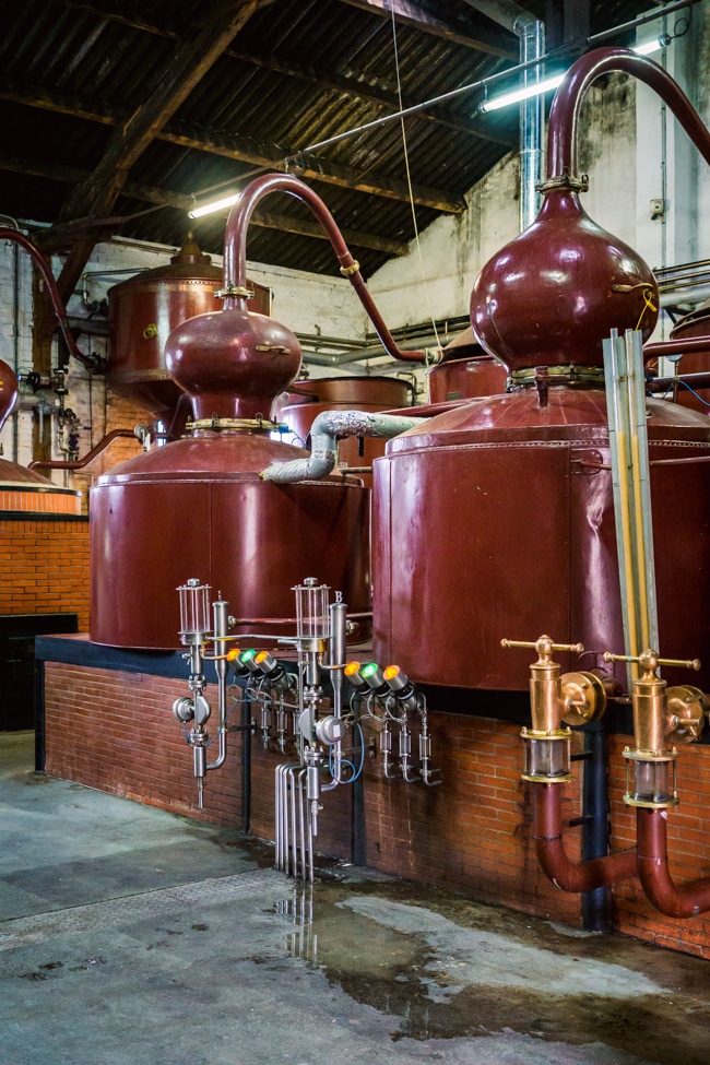Cuves de la distillerie busnel