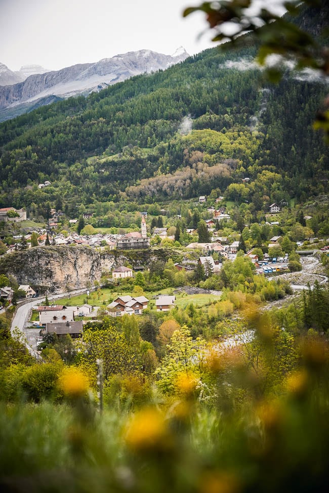 Vue du village de Colmar les Alpes