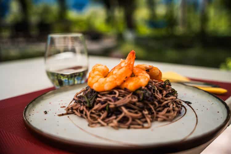Restaurant les deux vallées à Conduché