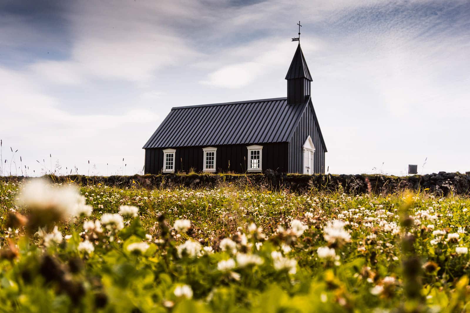 Photo de l'église de Budir sur la péninsule de Snaefellsnes