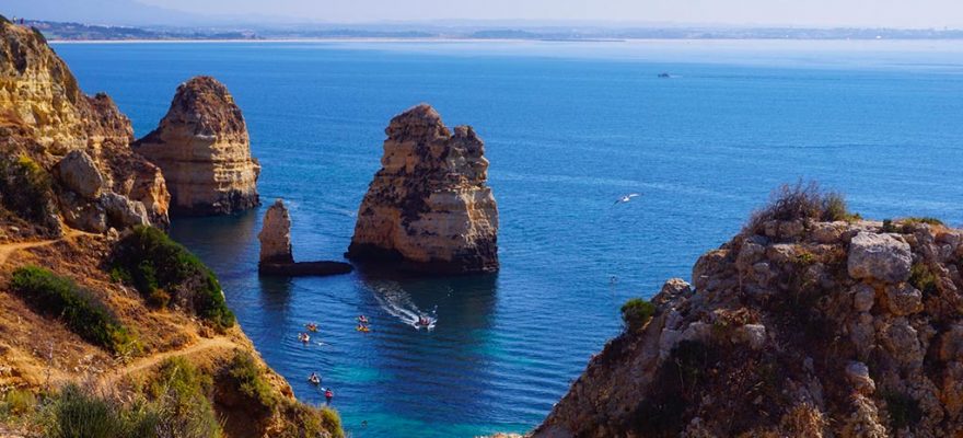 Photographie des falaises et de la mer en Algarve