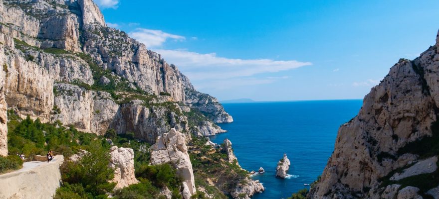 Visiter les calanques de Marseille