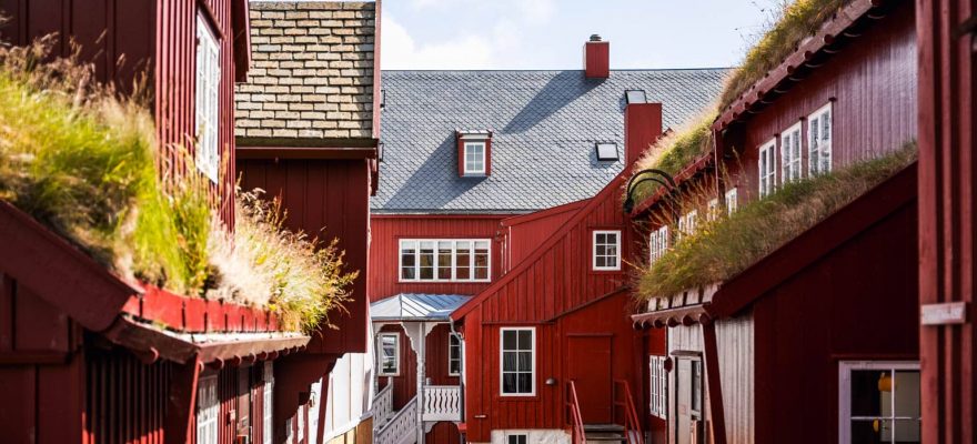 anciennes maisons de torshavn aux iles feroe