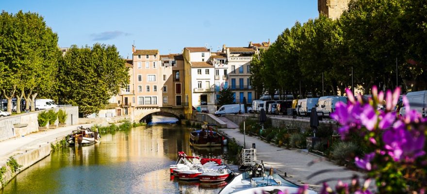 Photographie du canal de Narbonne dans l'Aude